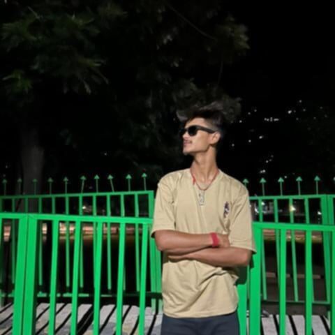 b1c3784d-4fb0-49c5-b09e-ddd8f70816ac